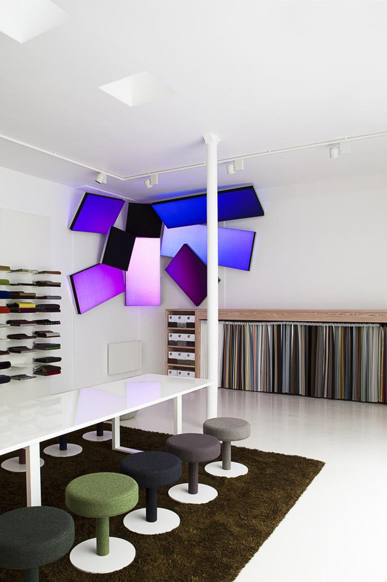 Kvadrat Showroom Paris - See what you’ve made me do | Manufacturer references | Luminous Surfaces (Color Kinetics)