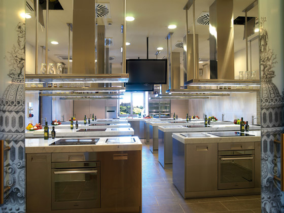 Arclinea Design Cooking School for Boscolo Etoile Academy by Arclinea | Manufacturer references
