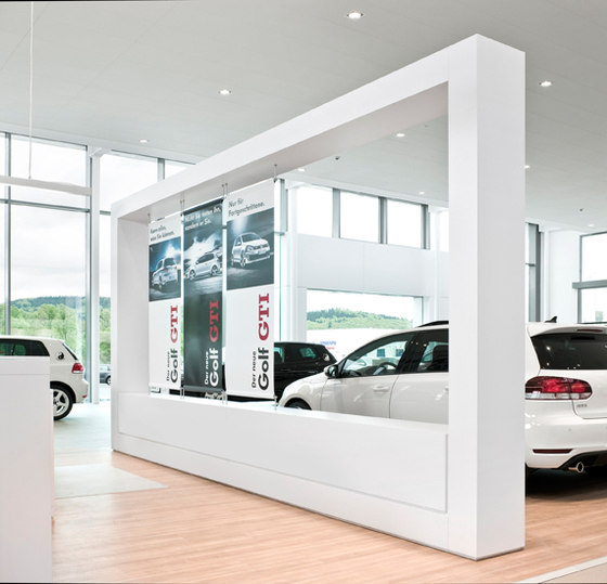 Volkswagen showroom | Herstellerreferenzen | Pergo