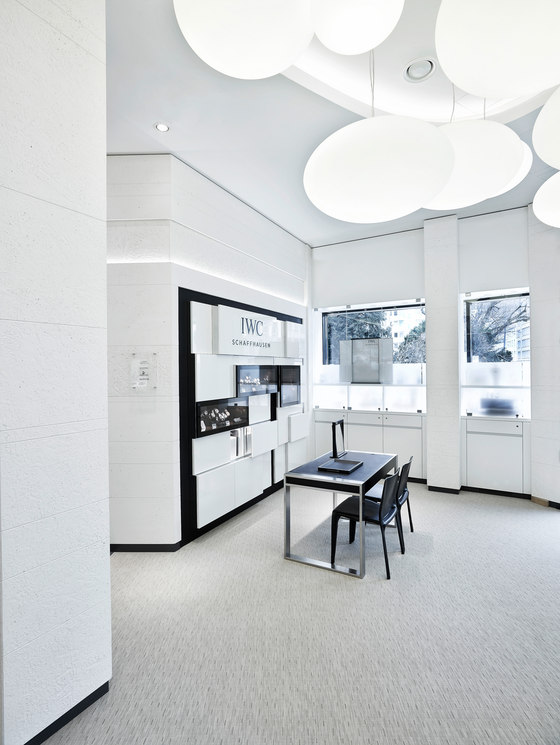 Jäggi Uhren & Bijouterie AG by DOBAS AG | Shop interiors