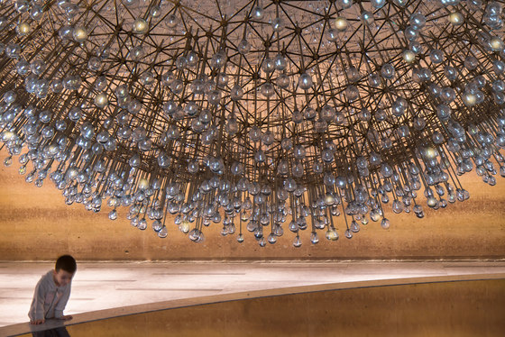 2015: Lucent - by Wolfgang Buttress