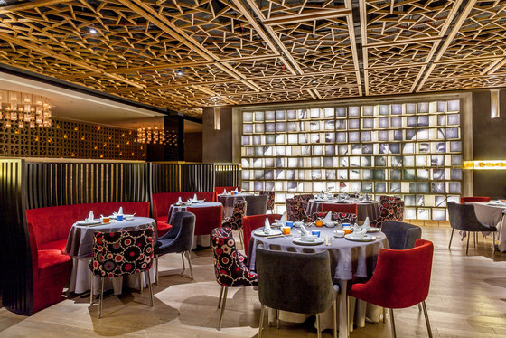 Cantonese Fine Dining Restaurant Y2C2 | Herstellerreferenzen | Venetia Studium