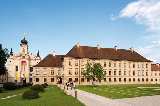 Academic centre in Raitenhaslach Monastery by Wilkhahn | Manufacturer references