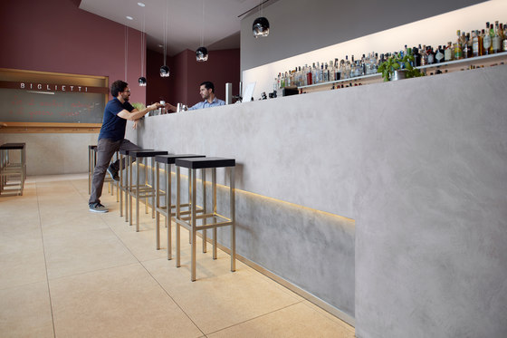 Autostazione Bar-Restaurant | Referencias de fabricantes | Ideal Work