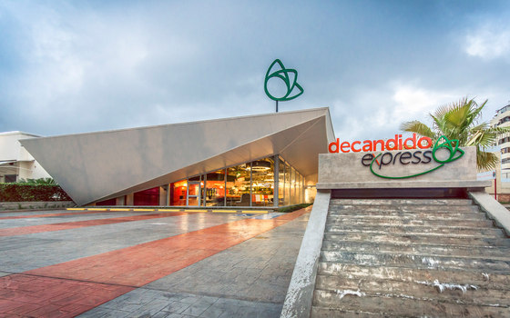 De Candido Express Supermarket | Shopping centres | NMD | NOMADAS