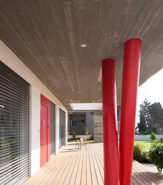 Concrete house | Casas Unifamiliares | Ron Shenkin Studio