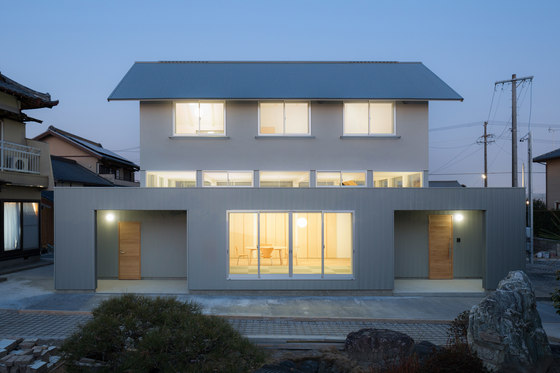 Floating House in Ogasa by Shuhei Goto Architects | Detached houses