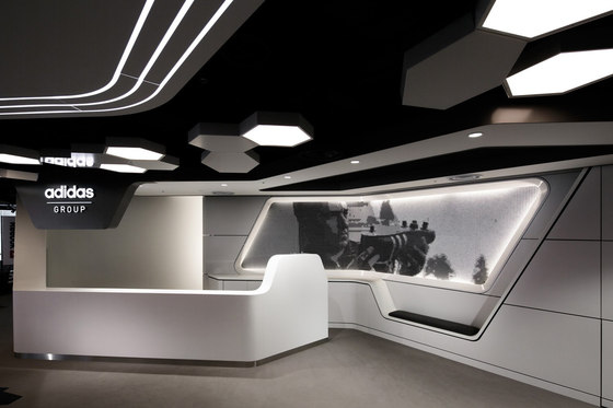 adidas Japan Headquarters Office |  | GARDE