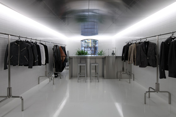 BACKLASH | Shop interiors | Ito Masaru Design Project / SEI
