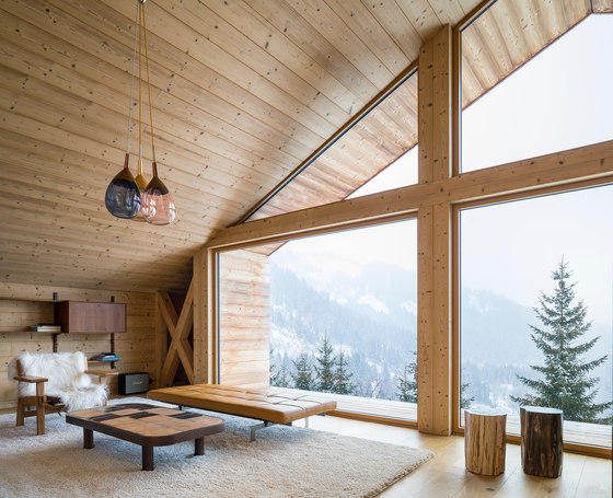 Mountain House by studio razavi architecture | Detached houses