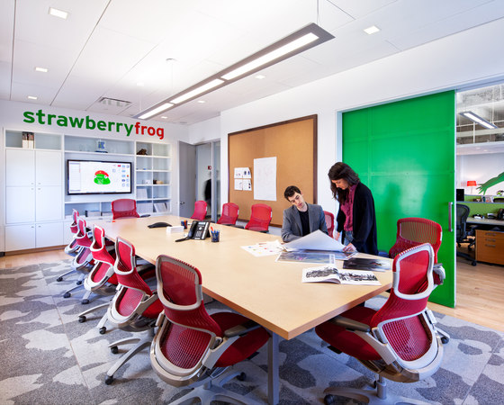 Strawberry Frog | Office facilities | Matiz Architecture & Design