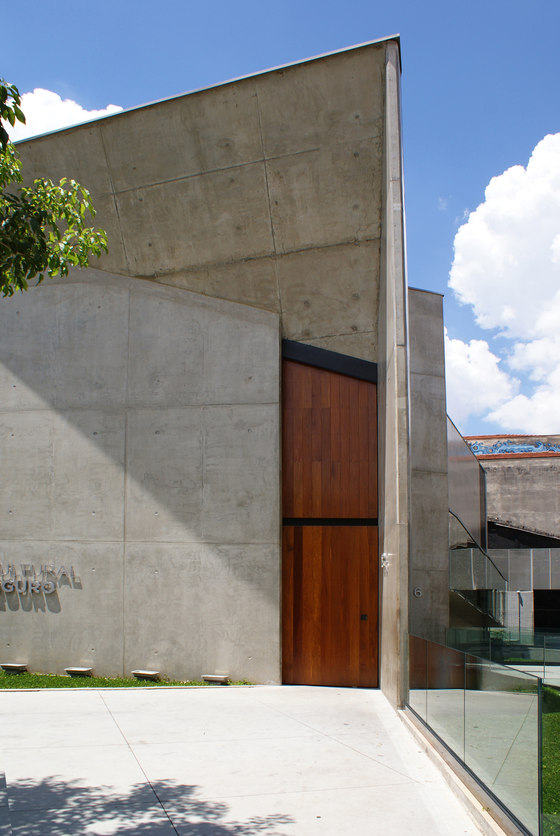 Espaço Cultural Porto Seguro by São Paulo Arquitetura | Church architecture / community centres