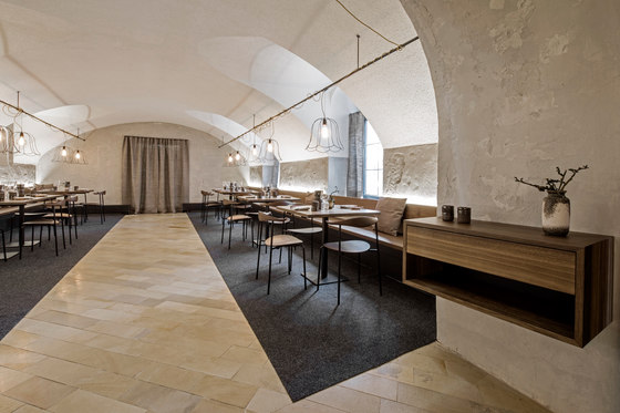 Rossbarth Restaurant by destilat | Restaurant interiors