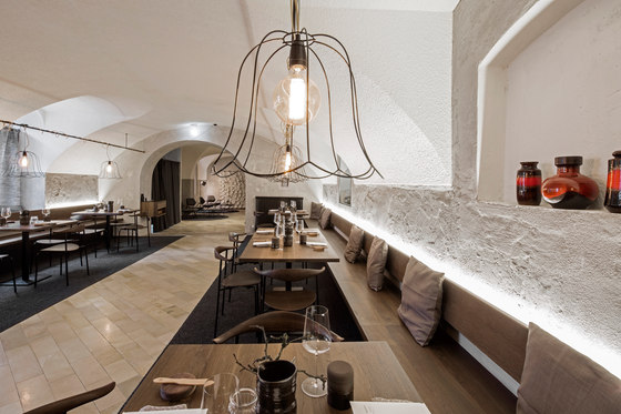 Rossbarth Restaurant by destilat | Restaurant interiors