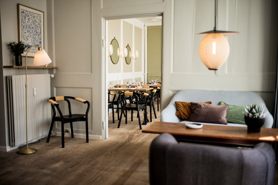Kompasset copenhagen by normann copenhagen reference projects ... Entre og stue design