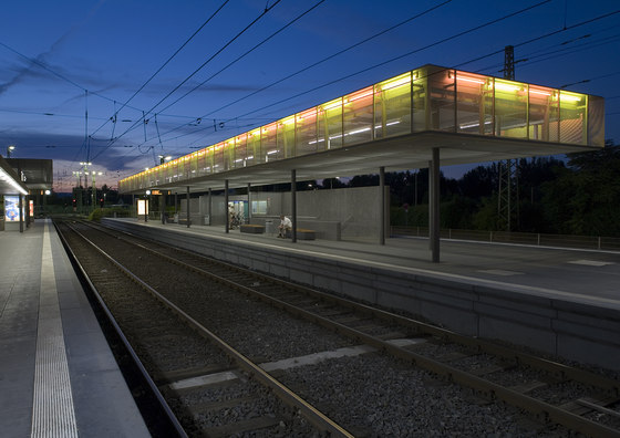 U-BAHN STATION HEDDERNHEIM | Railway stations | Schoyerer Architekten_SYRA