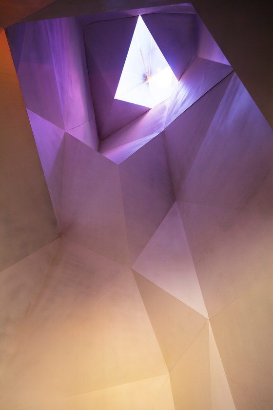 Urban Prisms by Lukstudio | Installations