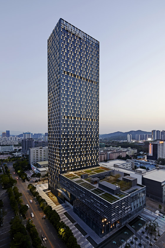 Longgang Chuangtou Tower • Shenzhen by GD-Lighting Design | Office buildings
