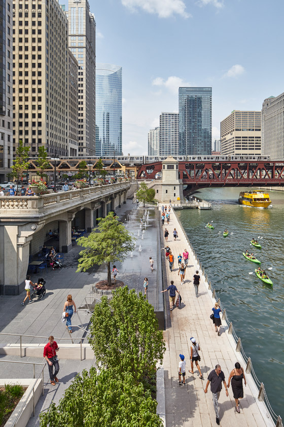 Chicago Riverwalk by Ross Barney Architects | Bridges