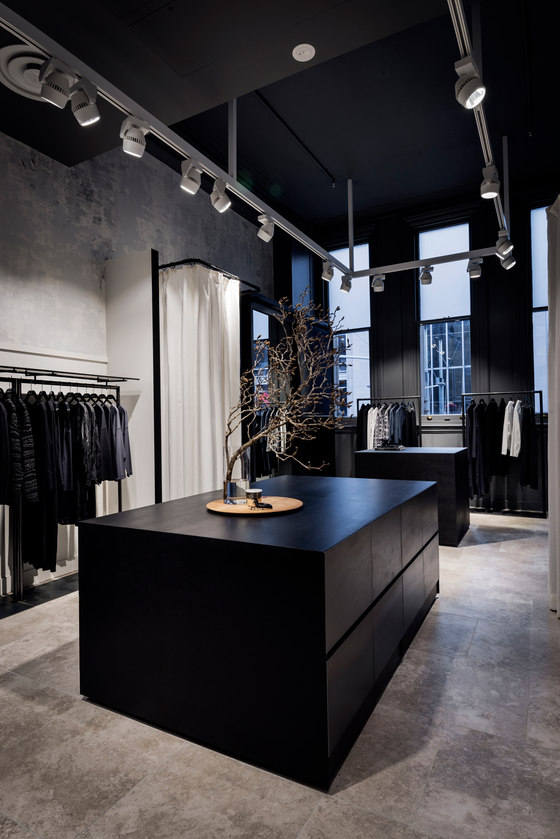 planter leer Verzamelen Oska Clothing, QVB by Ink Interior Architects | Shop interiors