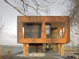 Sommerhaus auf dem Seerücken | Casas Unifamiliares | Staufer & Hasler Architekten