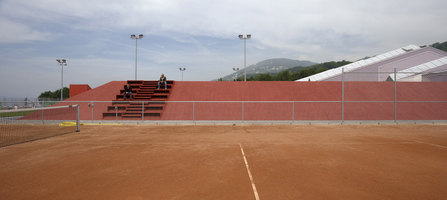La Veyre et l'endroit du tennis | Sports facilities | M+V merlini & ventura architectes
