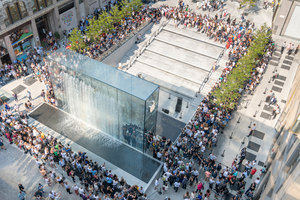 Apple Piazza Liberty | Shops | Foster + Partners