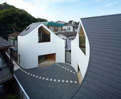 A House made of Two | Detached houses | naf architect & design