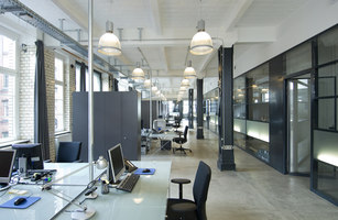 SOUTH & BROWSE fernsehproduktion | Office facilities | BERLINRODEO