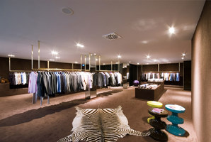 Bungalow 2nd Floor | Shop interiors | SOMAA
