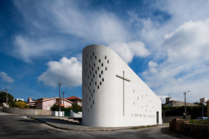 Santa Ana’s Chapel | Church architecture / community centres | e|348 arquitectura