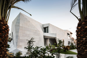 Rock House | Casas Unifamiliares | AGi architects