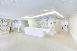 Raiffeisen - Open Lounge | Shop interiors | DGJ+NAU