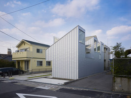 Complex House | Detached houses | Tomohiro Hata Architect and Associates