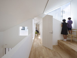 Complex House | Detached houses | Tomohiro Hata Architect and Associates