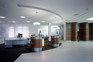 New interior design of the VR Bank Main-Kinzig eG | Références des fabricantes | Carpet Concept