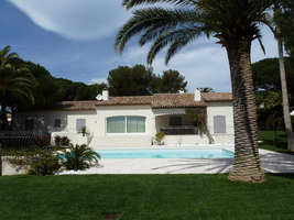 Private villa in the 'La Capilla' in Saint-Tropez | Références des fabricantes | MAKRO