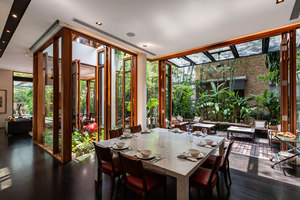 Tan’s Garden Villa | Casas Unifamiliares | Aamer Architects