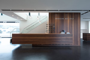 Porsche auf Sylt | Shop interiors | Designliga