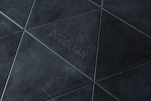 PODOLYAN Store Project | Negozi - Interni | FILD Design Thinking Company