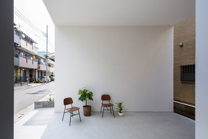 Little House with a Big Terrace | Detached houses | Takuro Yamamoto Architects
