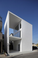Little House with a Big Terrace | Detached houses | Takuro Yamamoto Architects