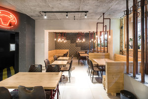 Bistro Rusztowanie | Café interiors | mode:lina architekci