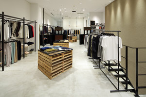 WARE-mo-KOU | Diseño de tiendas | Ito Masaru Design Project / SEI