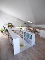 The Corner house in Kitashirakawa | Einfamilienhäuser | UME architects