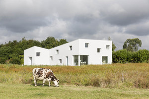 House for a Photographer | Einfamilienhäuser | studio razavi architecture
