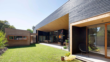 Summer Beach House | Casas Unifamiliares | Adrian Bonomi Architect
