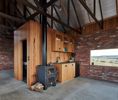 Nulla Vale House and Shed | Detached houses | MRTN Architects