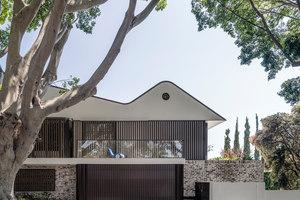 The New Twin Peaks | Detached houses | Luigi Rosselli Architects
