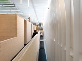 The Bridge | Office facilities | Threefold Architects